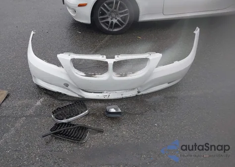 2011 BMW 328I z USA, uszkodzony, nr VIN WBAPH7G50BNN03290